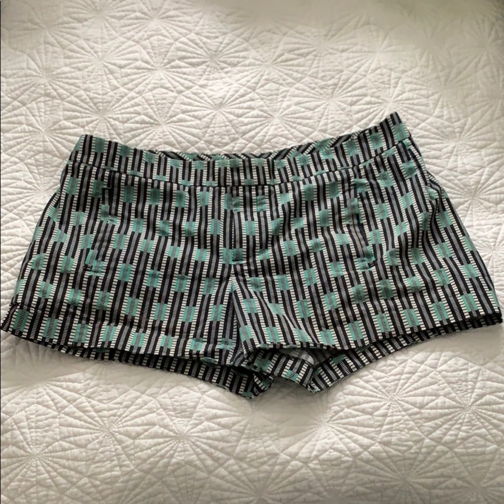 GAP shorts with geometric print